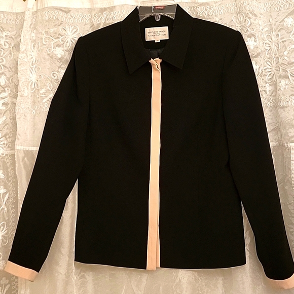 Shacket! Black with Beige Contrast Trim, 10 - Picture 4 of 11